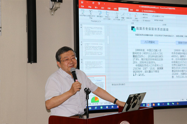 00f8f4ff85014e1c954f68f75809e1a8.jpg 朱青.jpg